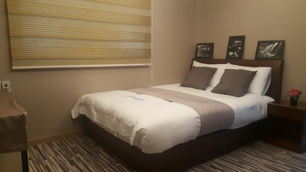 Myeongdong Time Hostel ソウル特別市 エクステリア 写真